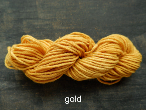 Woolen Wonder is a Canadian made yarn, hand dyed by The Fleece Artist, available at The Knit Cafe in Toronto