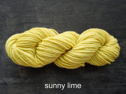 Canadian, hand dyed yarn from Fleece Artist. Woolen Wonder 50 grams