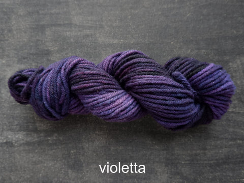 Canadian, hand dyed yarn from Fleece Artist. Woolen Wonder 50 grams