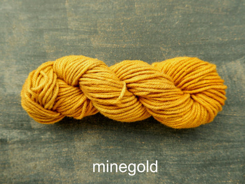 Canadian, hand dyed yarn from Fleece Artist. Woolen Wonder 50 grams