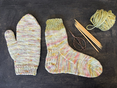 Knitting Level 2 Class at The Knit Cafe. Hand knit a sock and mitten.