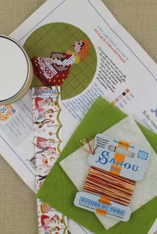 Cross Stitch Kit to make a round box from Sajou