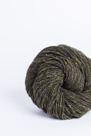 Brooklyn Tweed Shelter yarn is available in Canada at The Knit Cafe in Toronto