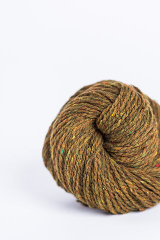 Brooklyn Tweed Shelter yarn is available in Canada at The Knit Cafe in Toronto