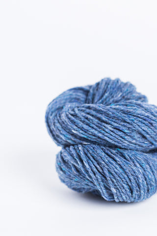 Brooklyn Tweed Shelter yarn is available in Canada at The Knit Cafe in Toronto