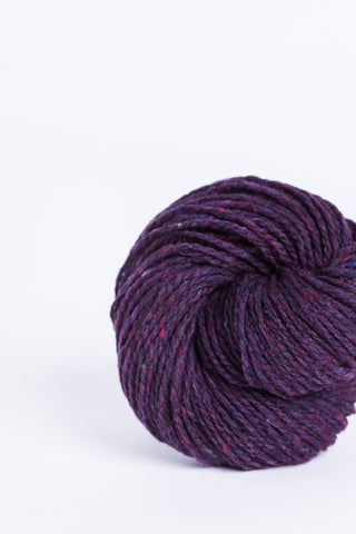 Brooklyn Tweed Shelter yarn is available in Canada at The Knit Cafe in Toronto