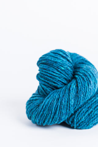 Brooklyn Tweed Shelter yarn is available in Canada at The Knit Cafe in Toronto