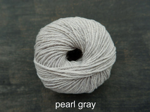 Knitting For Olive's Heavy Merino is a worsted weight yarn. Pearl Gray 