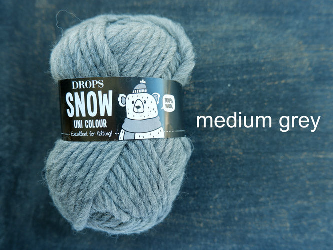 Snow – the knit cafe